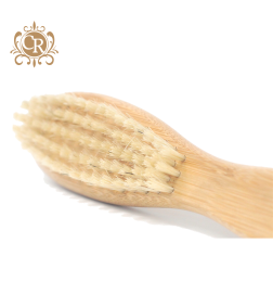 Brosse spéciale barbe